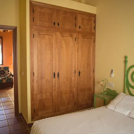 Rurales Arco De Trajano Alcántara