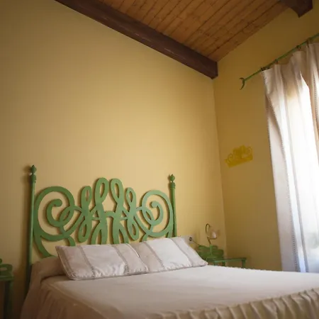 Appartement Rurales Arco De Trajano