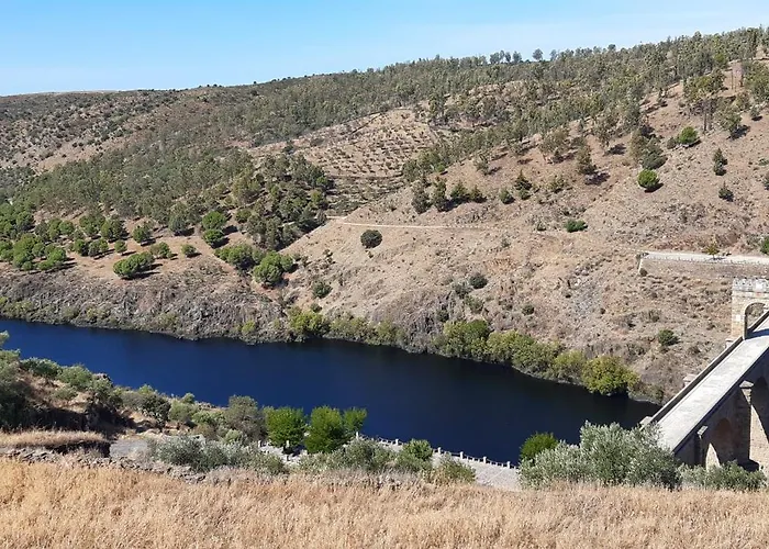 Rurales Arco De Trajano Alcántara